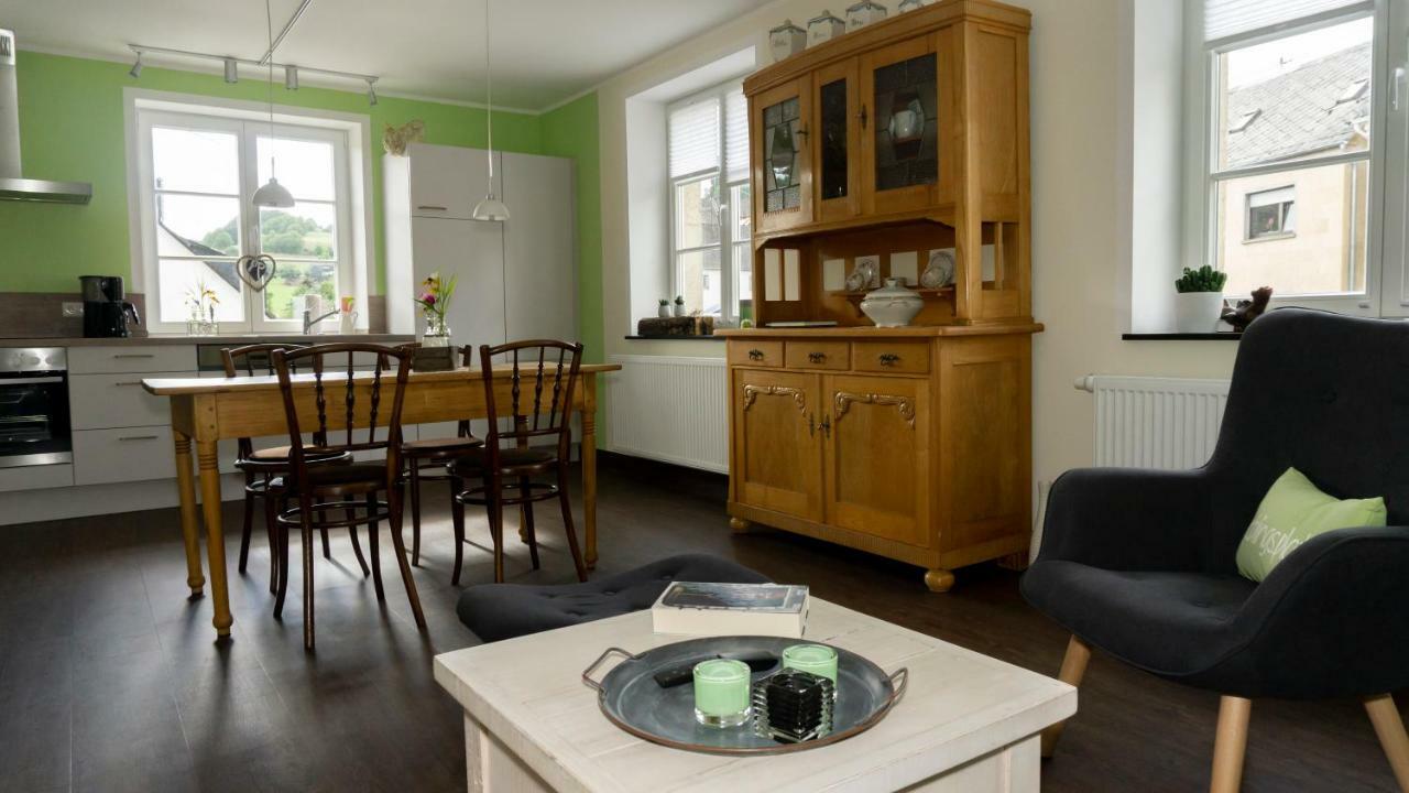 Ferienhaus Alte Schule Volkesfeld 외부 사진